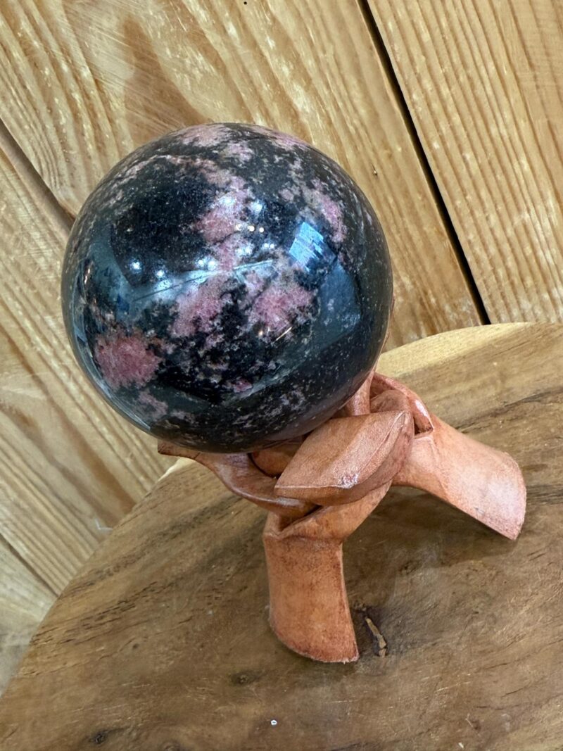 Sphère en Rhodonite