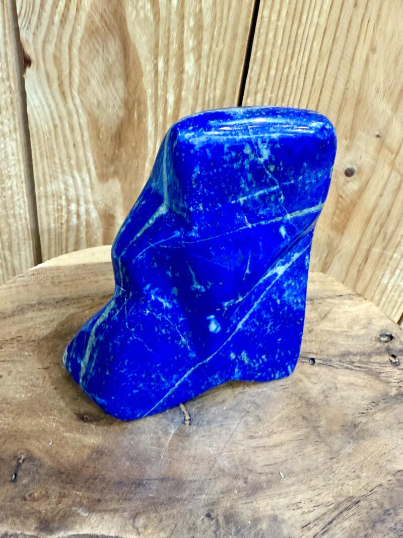 Forme libre en Lapis-lazuli